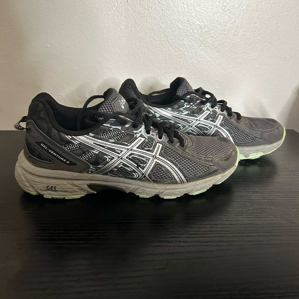 ASICS Gel Venture 6 Running Shoes